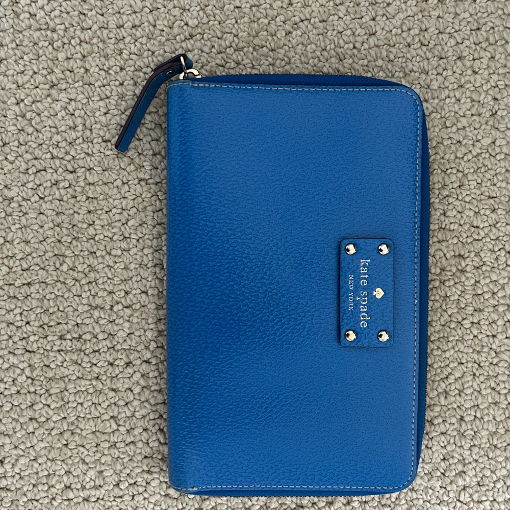 Kate Spade Travel Wallet